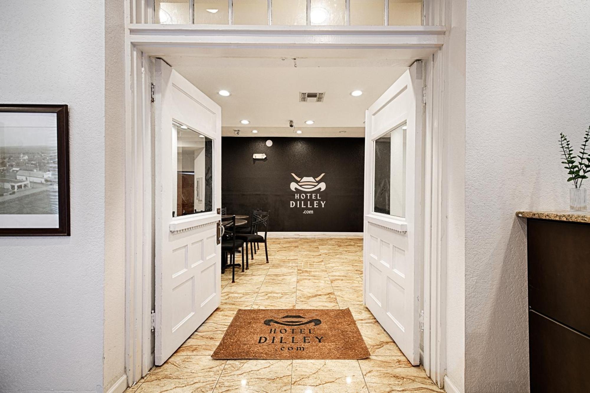 Hotel Dilley Grand المظهر الخارجي الصورة