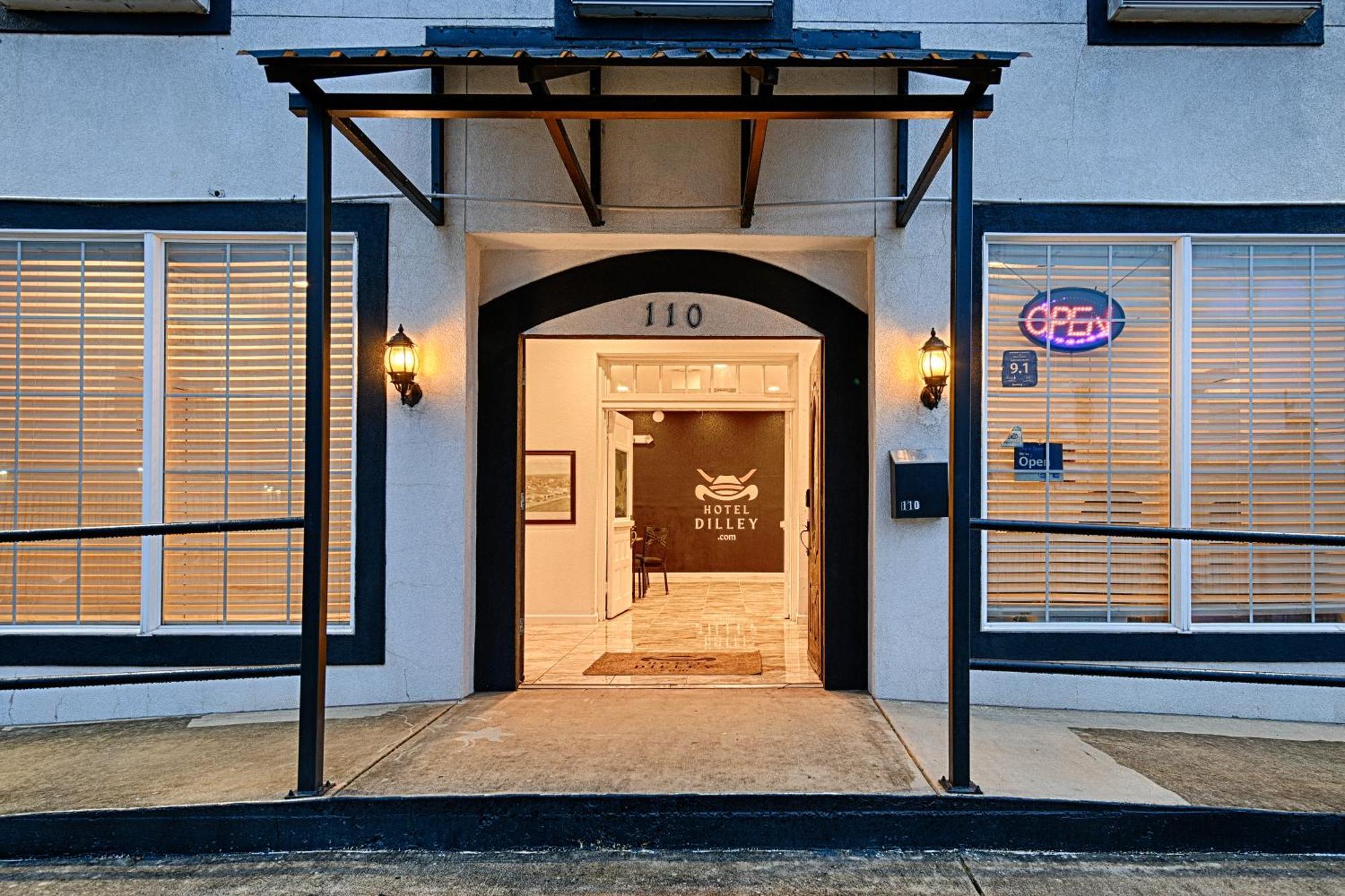 Hotel Dilley Grand المظهر الخارجي الصورة