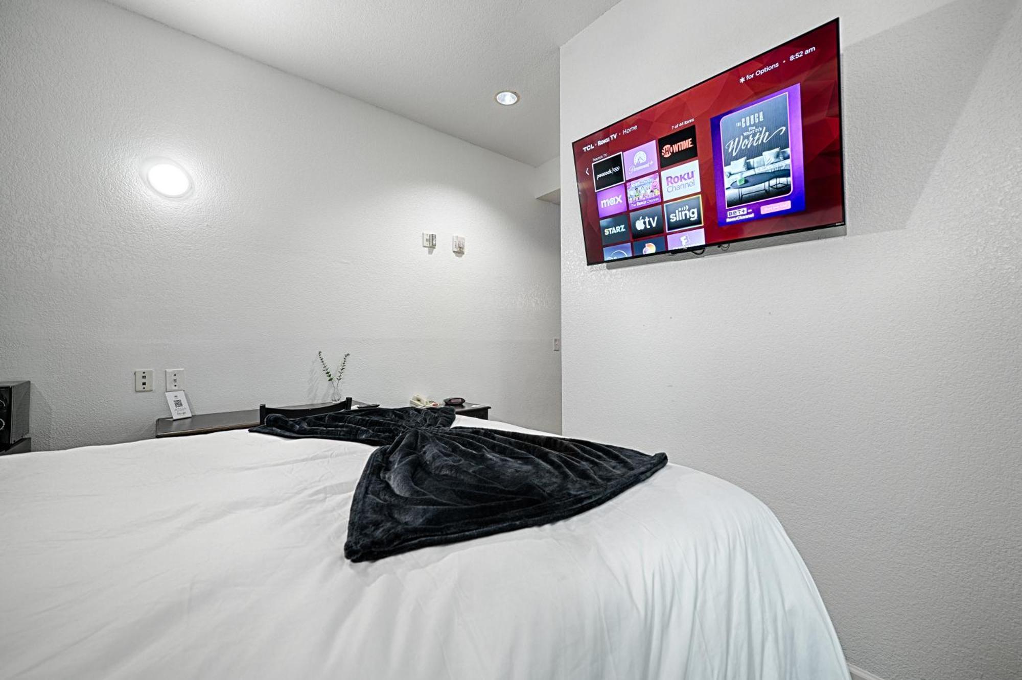 Hotel Dilley Grand الغرفة الصورة